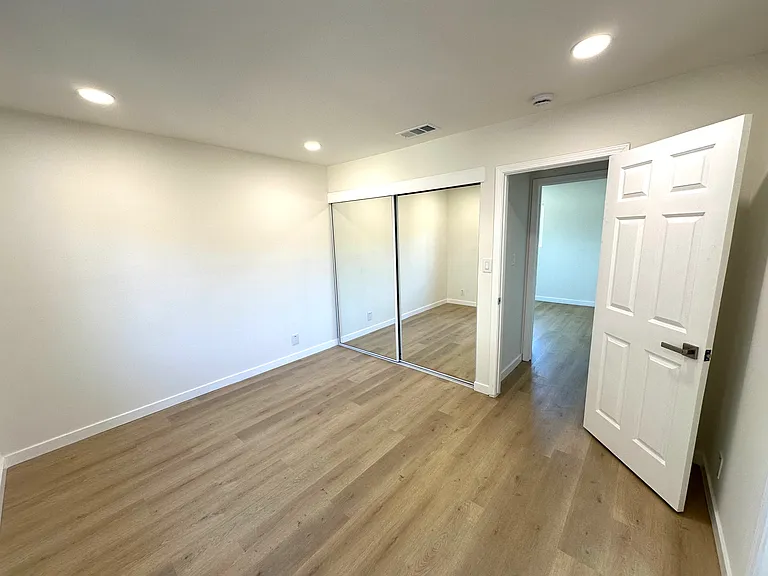 7777 Shannon Ave — Photo 20