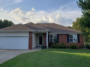1819 Marigold Dr, Joplin, MO 64801