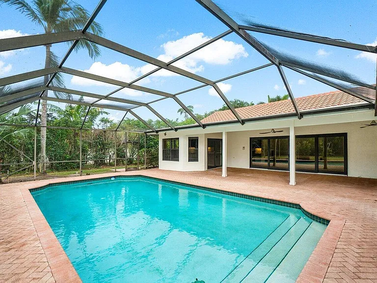 2150 NW 23rd Way — Photo 31