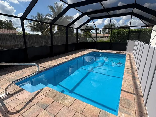 9900 NW 39th Court, Coral Springs, FL 33065