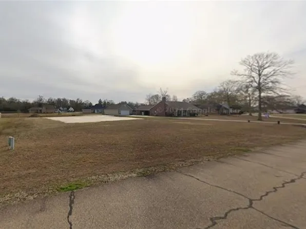 30210 Jericho Dr, Albany, LA 70711