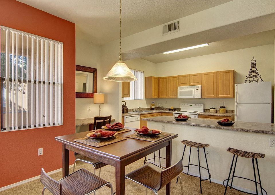 Arezzo Apartments- furnished living room and kitchen