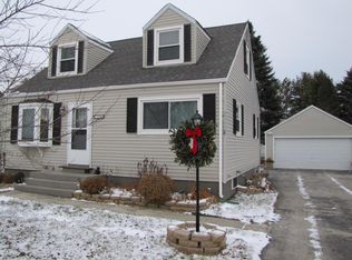 1726 Ellis Ave, Racine, WI 53402