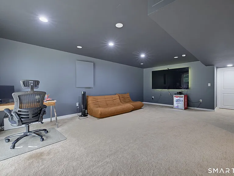 11 Red Rock Ln — Photo 23