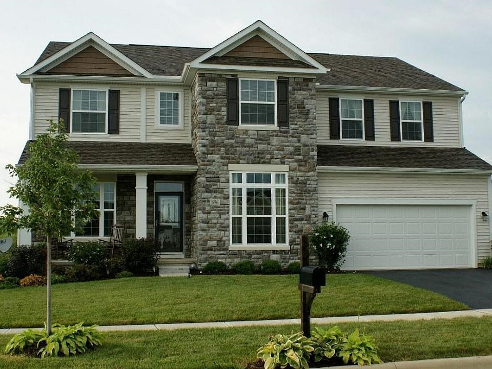 1st image of 576 Bridle Dr