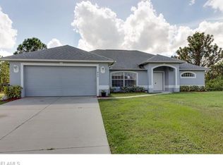 942 Plantation Rd, Lehigh Acres, FL 33974