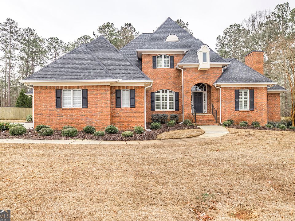 1st image of 720 Latrobe Way