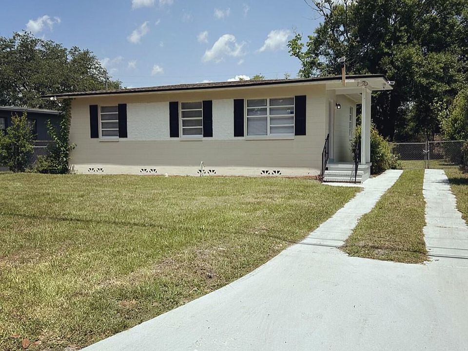 1st image of 3057 BRASQUE Drive