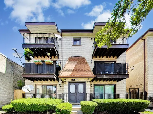 (undisclosed Address), Chicago, IL 60630