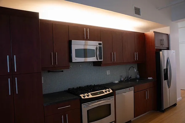 Sold by Acre Max Realty Inc | media 4