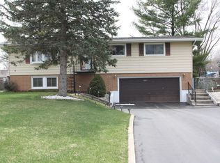 26057 W Channel Ave, Antioch, IL 60002