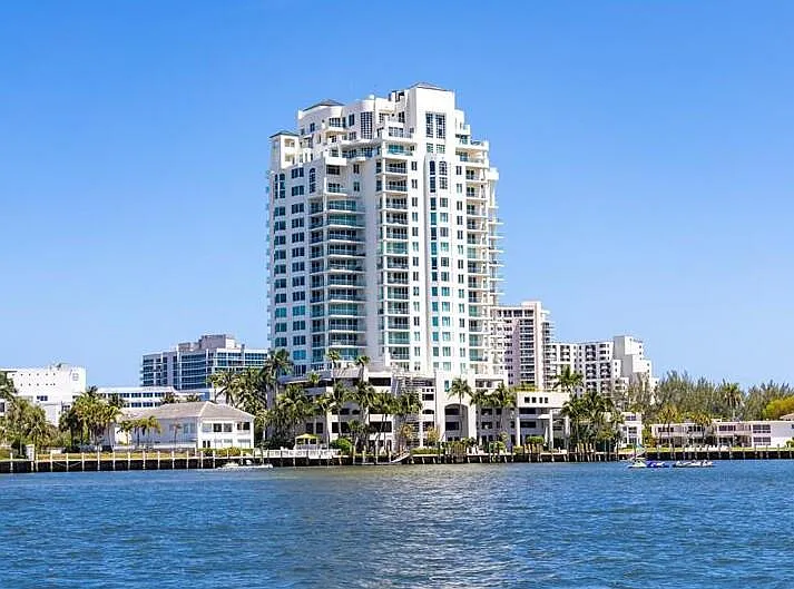 3055 Harbor Dr #1603 — Photo 3