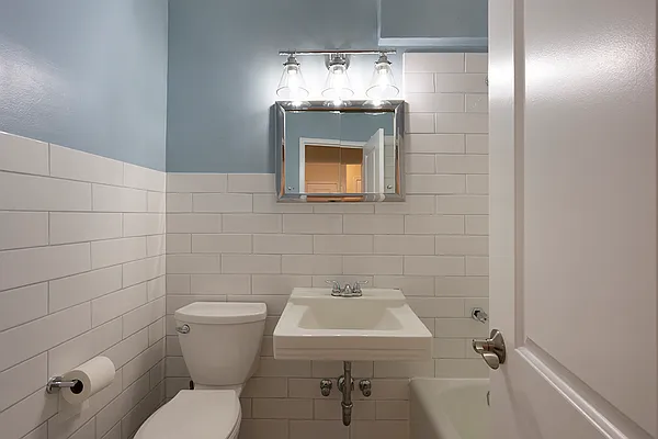 Rented by Oxford Property Group | media 3