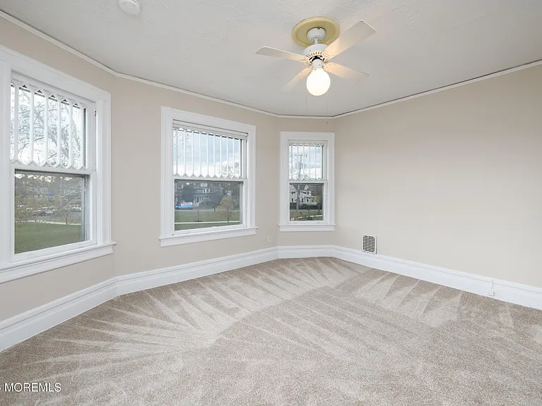 64 Harding Rd — Photo 23
