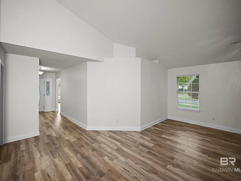 101 Davison Loop — Photo 12