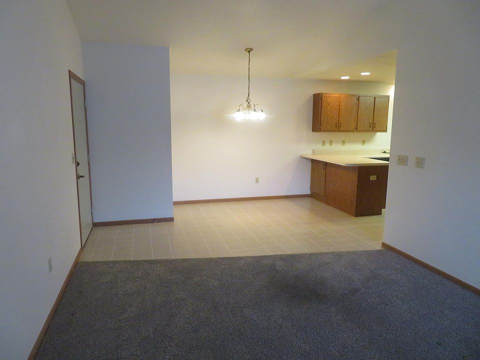 385 Main St 11, Lomira, WI 53048 Zillow