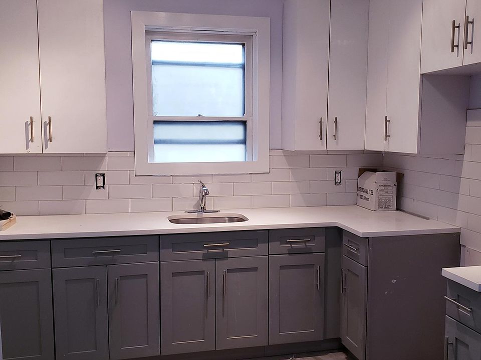 2nd image of 233 Liberty Ave APT 5