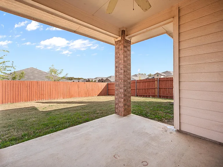 1449 Elkford Ln — Photo 27