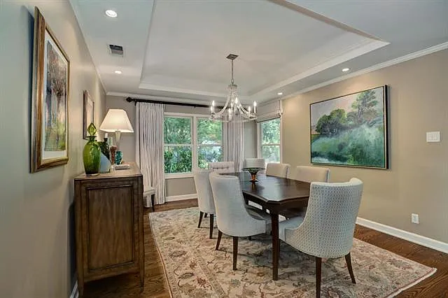826 Parma Way — Photo 3