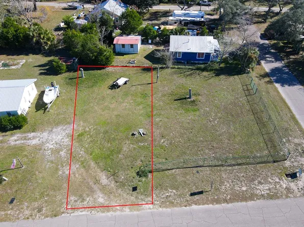2432 Park Ave, Port Saint Joe, FL 32456