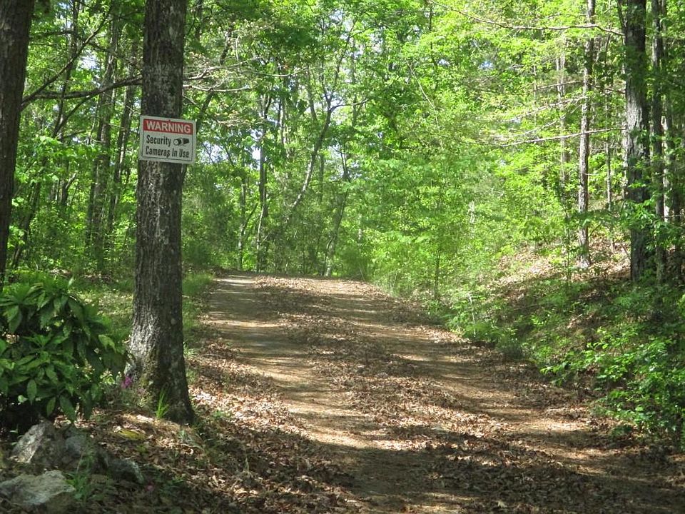 2nd image of 1925 Noah Valley Rd