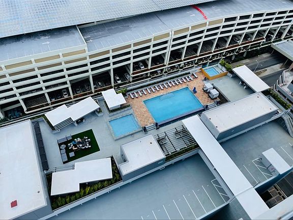 3rd image of 1391 Kapiolani Blvd #0