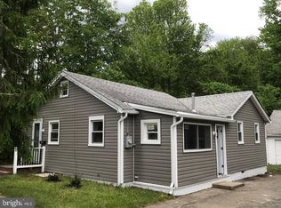 401 3rd St, Hainesport, NJ 08036