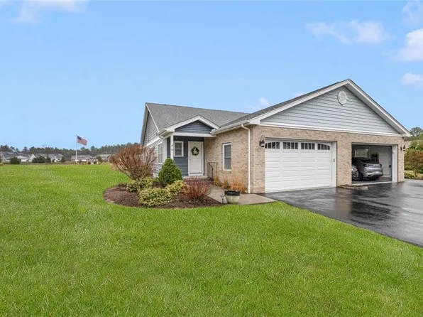 19 Bella Vista Cir, Glocester, RI 02814