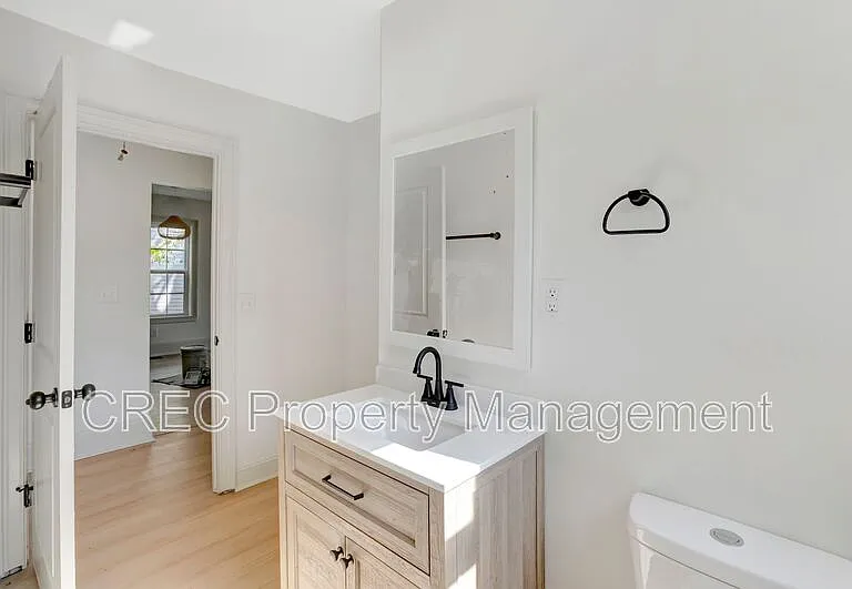 2642 Ferrara Dr — Photo 20