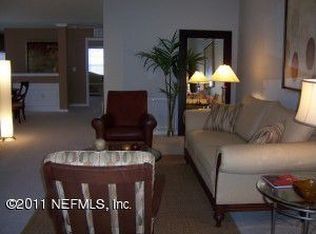 8642 Little Swift Cir, Jacksonville, FL 32256