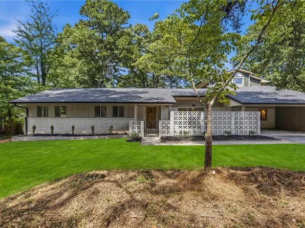 2996 Stonegate Trl, Atlanta, GA 30340