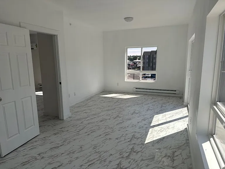 Modern Heights Apartments — Photo 29