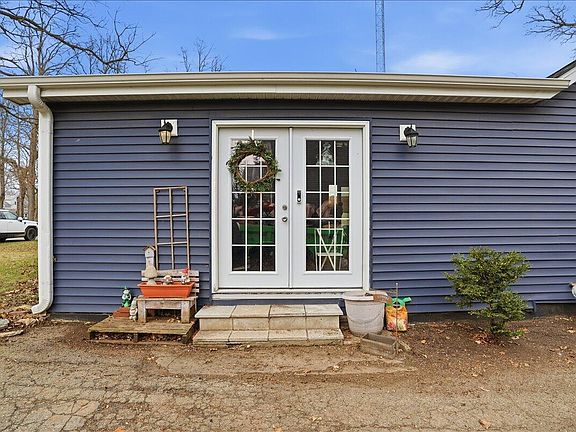 2nd image of N1142 Walnut ROAD