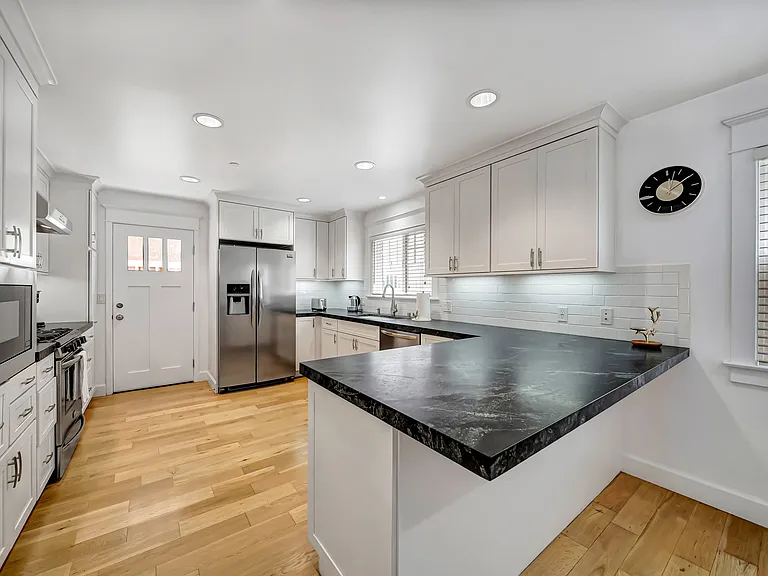 20 Anchorage St — Photo 19