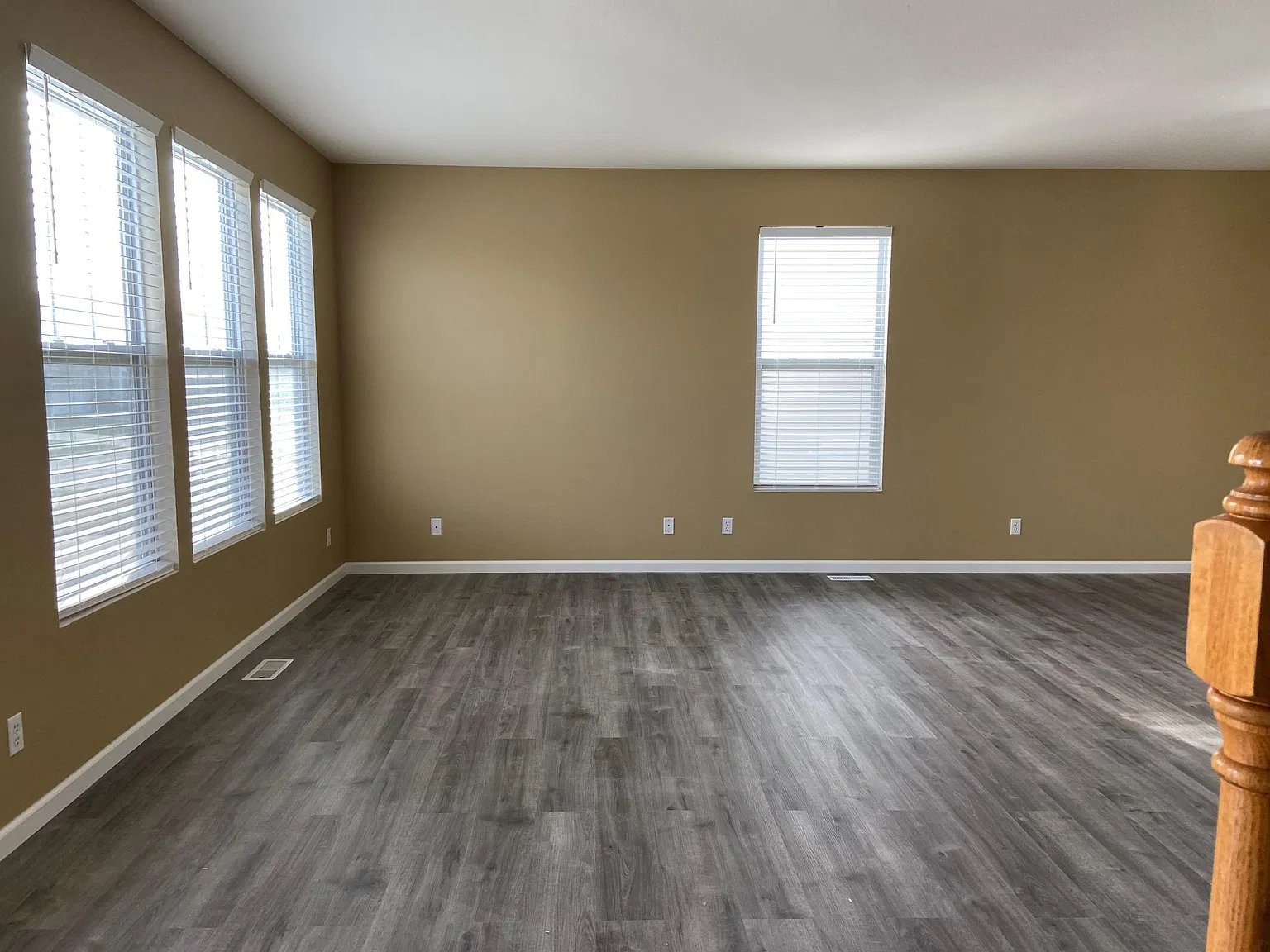 4 bed, 3428 sqft, $2,800 — Photo 4