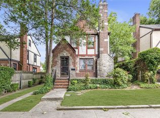 21015 34th Rd, Bayside, NY 11361