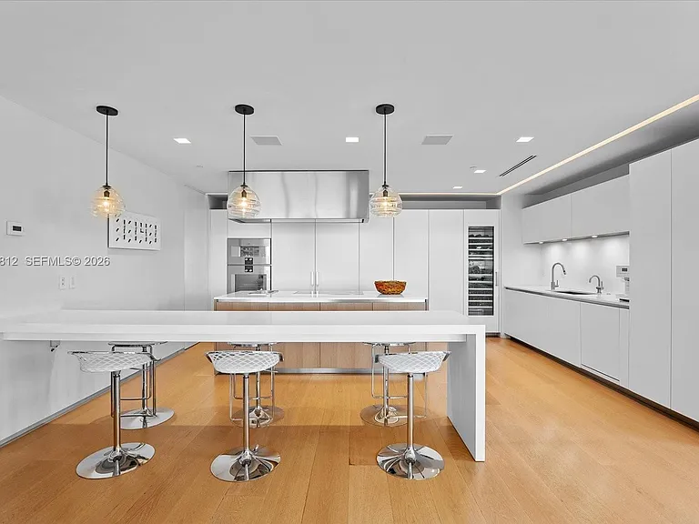 4921 Fisher Island Dr #4921 — Photo 20