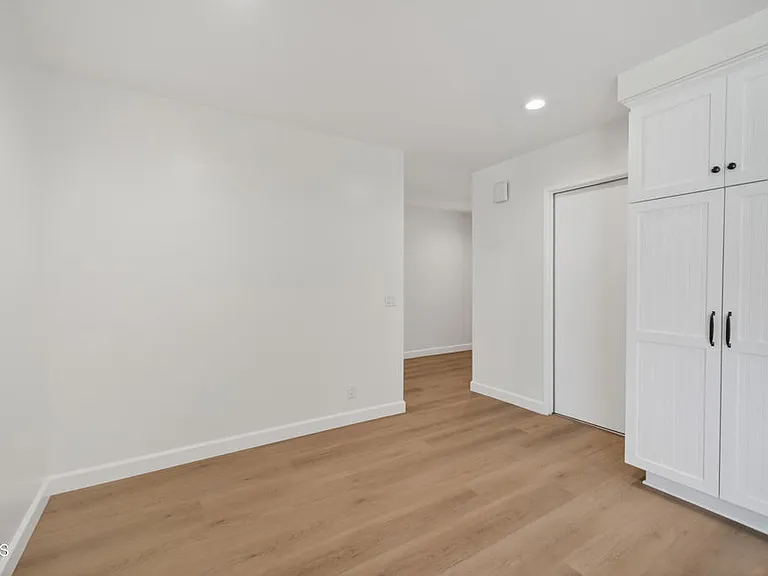 1502 Briarglen Ave — Photo 29