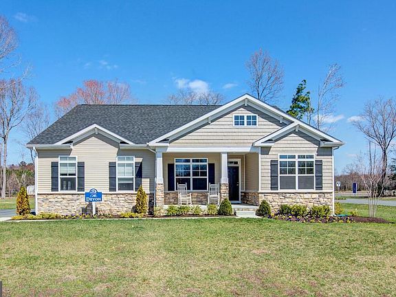 3rd image of 23326 Greenbank Dr