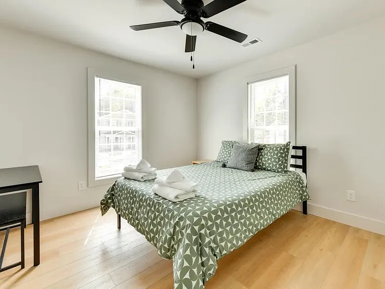 1237 Fairmont St — Photo 13