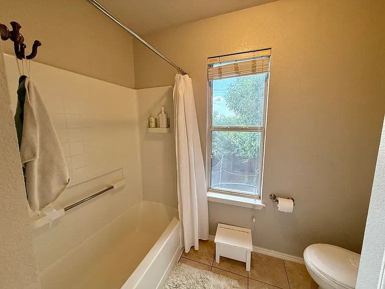 9324 Chesapeake Ln — Photo 23