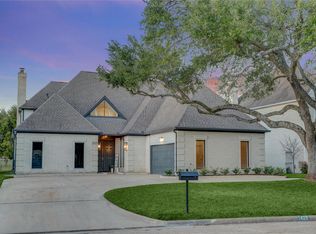 1428 Sugar Creek Blvd, Sugar Land, TX 77478