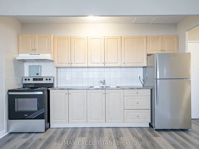 468 Ottawa St N #347D — Photo 3