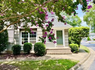 910 Rue Marseille, Chesapeake, VA 23320