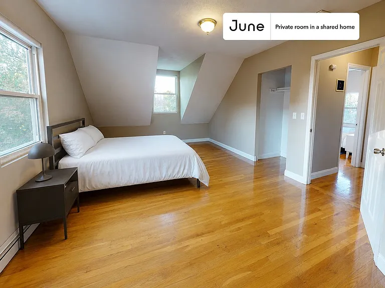 19 Highgate St #B — Photo 1