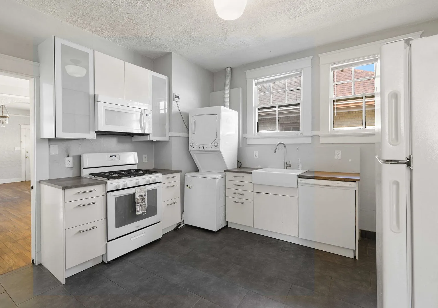 2817 Paris Avenue — Photo 2