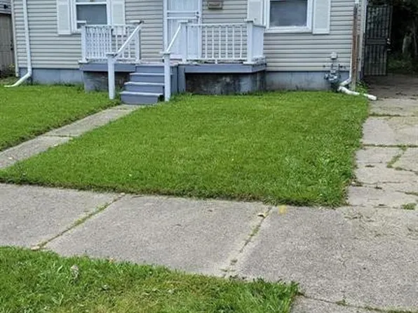 19939 Lindsay St, Detroit, MI 48235