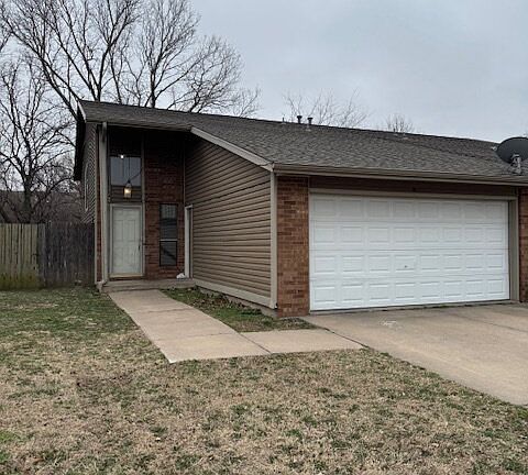 2nd image of 1730 S Beech Ct