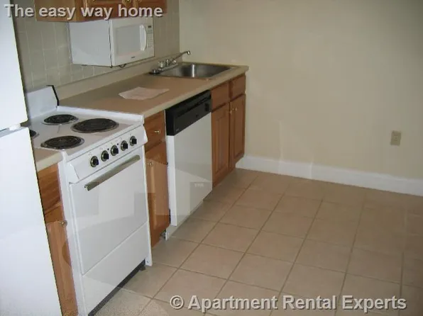 460 Green St, Cambridge, MA