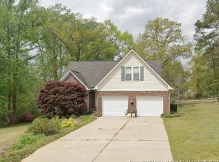 118 Zoysia Ct, Raeford, NC 28376